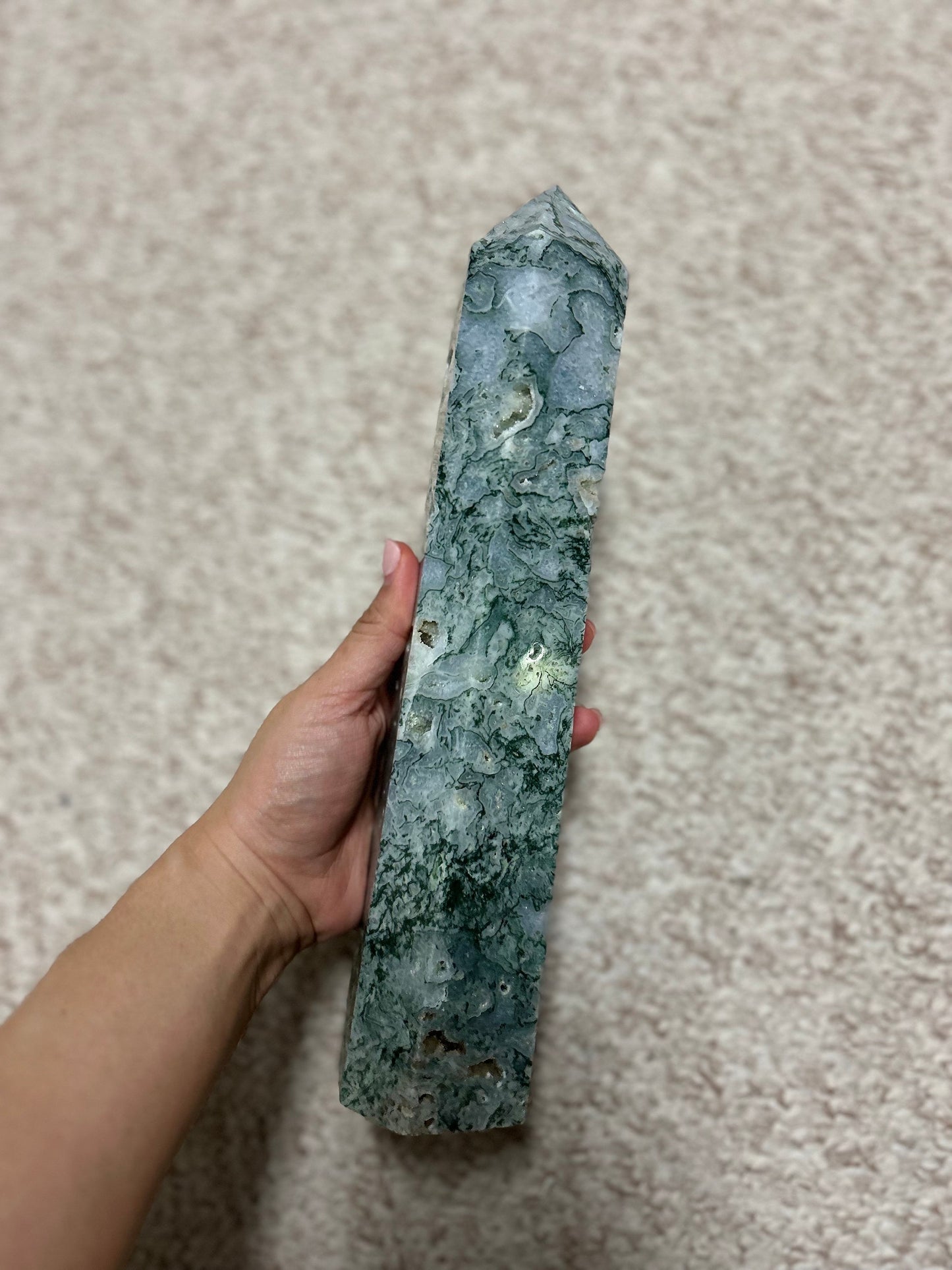 XL 1.949kg Druzy Moss Agate Tower 31cm tall