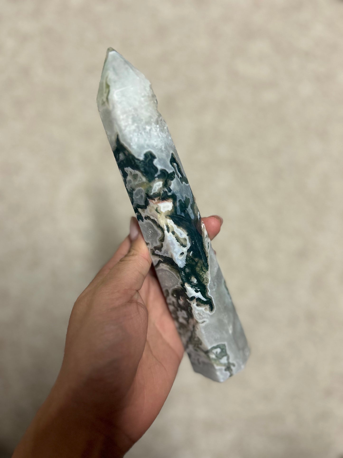 Druzy Moss Agate Tower 488g